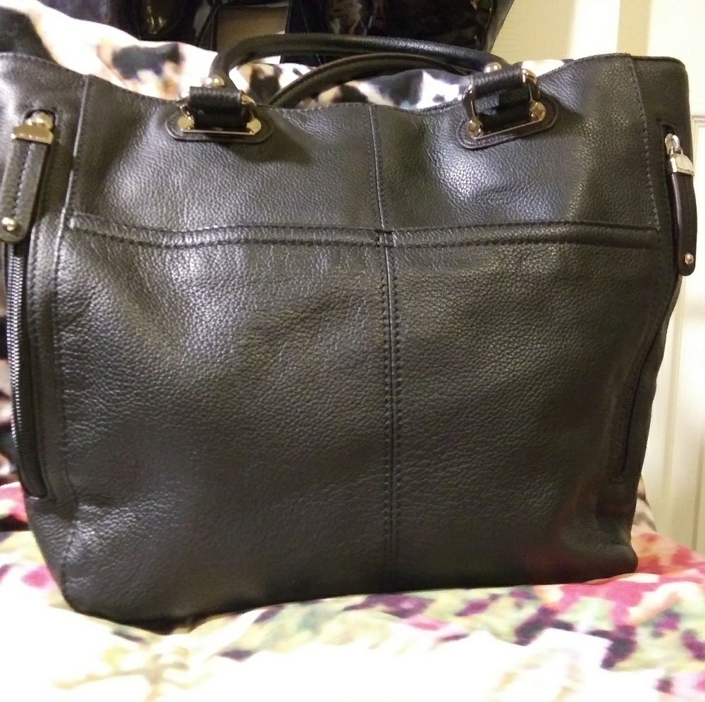 Tignanello black leather purse brand new